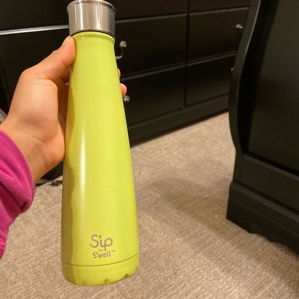 Sip by S’well water bottle